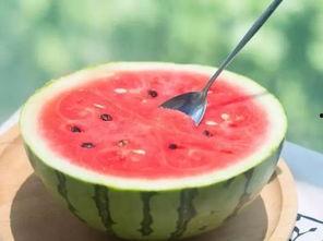 娱乐吃瓜的封面怎么做